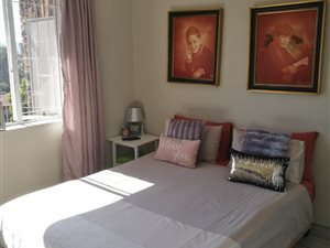 2 Bed Apartment in Waterkloof Glen