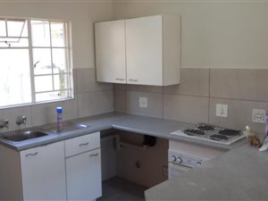 2 Bed House in Sterrewag