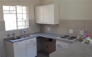 2 Bedroom House in Sterrewag