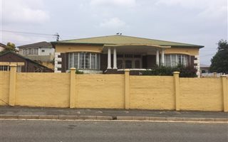 11 Bedroom House in Rossmore