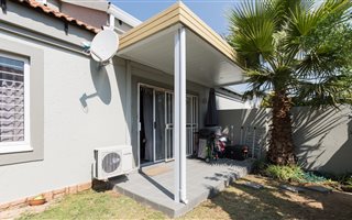 3 Bedroom Duplex in Sunninghill
