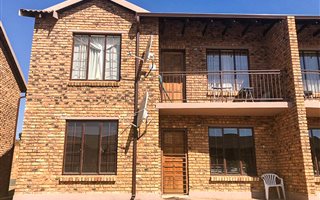 2 Bedroom Duplex in Chloorkop