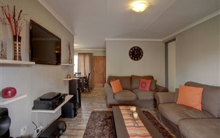 2 Bedroom Townhouse in Willow Park Manor