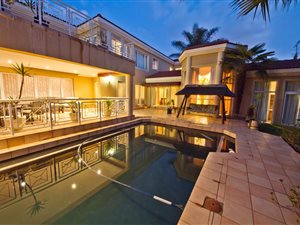 5 Bed House in Dainfern Golf Estate