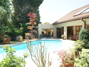 6 Bedroom House in Bordeaux
