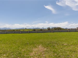 734 m² Land available in Le Grand Golf Estate