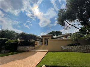 3 Bed House in Kosmos