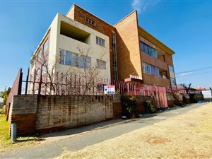 1 Bed Apartment in Kenilworth