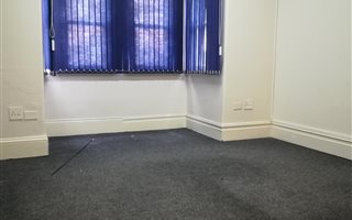 120 m² Commercial space in Glenwood