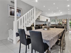 3 Bed Apartment in Waverley