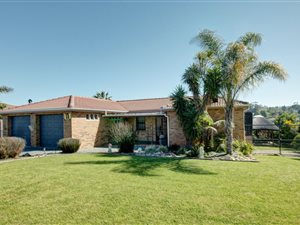 3 Bed House in The Crest