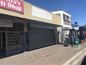 801 m² Commercial space in Athlone