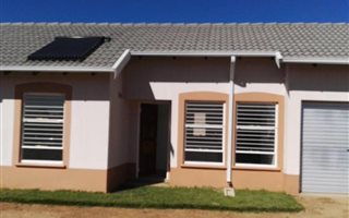3 Bedroom House in Bloemspruit