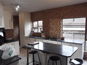 4 Bed House in Morningstar