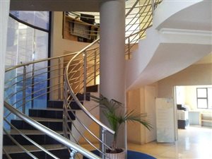 70 m² Office Space in Northcliff
