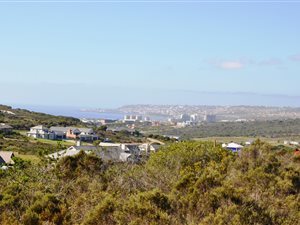 2359 m² Land available in Num Num Estate