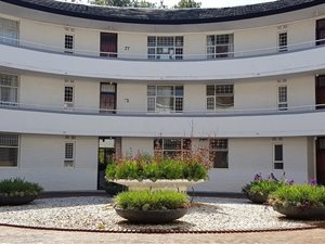 3 Bed Apartment in Bryanston