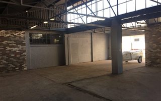 300 m² Industrial space in Danville