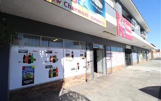 400 m² Commercial space in Parow Valley