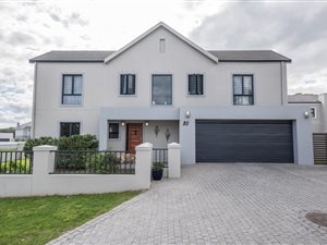 4 Bed House in Westridge
