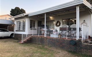 4 Bedroom House in Waterkloof