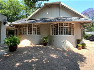 25 m² Commercial space in Saxonwold