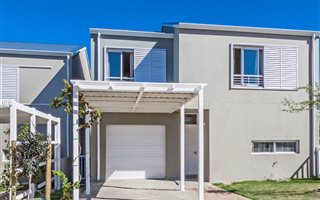3 Bedroom House in Somerset Lakes