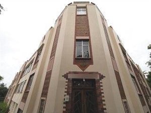 1 Bed Apartment in Greyville