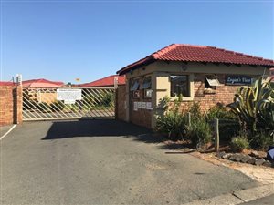 2 Bed Townhouse in Liefde en Vrede