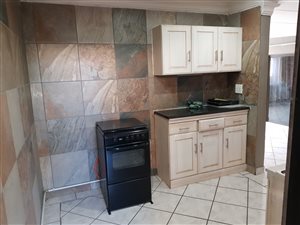 1 Bed Garden Cottage in Daspoort
