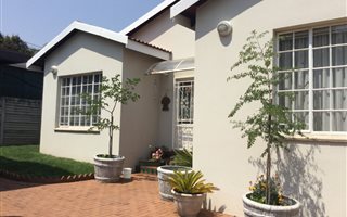 3 Bedroom House in Monument Park