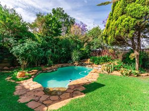4 Bed House in Club Nautique