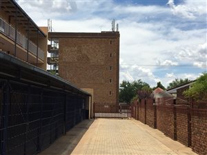 2 Bed Apartment in Potchefstroom Central