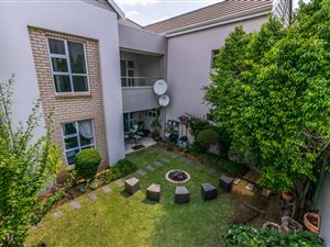 2 Bedroom Apartment in Eagle Canyon Golf Estate