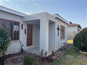 3 Bed House in Keidebees