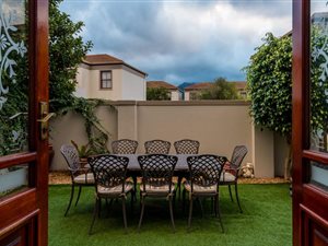 3 Bed Townhouse in Kirstenhof