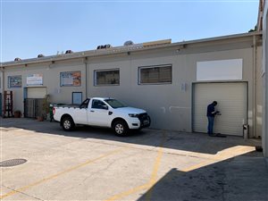 140 m² Industrial space in Ferndale