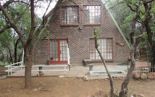 5 Bedroom House in Leeupoort