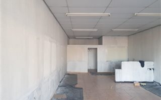 60 m² Commercial space in Goedemoed