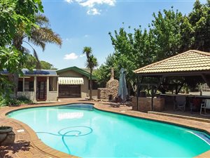 4 Bed House in Kenleaf