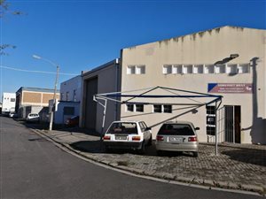490 m² Industrial space in Haumannshof