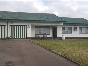 4 Bed House in Yellowwood Park
