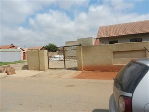 2 Bed House in Dobsonville