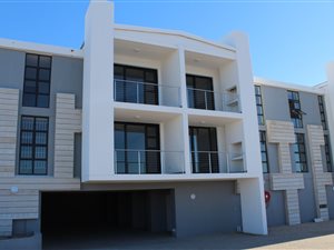 3 Bed Townhouse in Mossel Bay