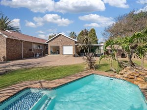 4 Bed House in Birch Acres