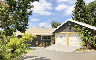 3 Bedroom House in Montclair