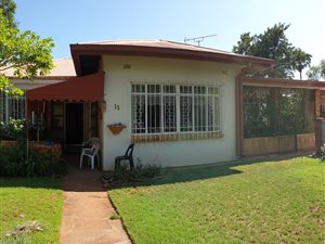 4 Bed House in Herlear