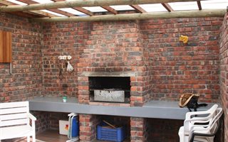 8 Bedroom Apartment in Humansdorp
