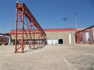 6189 m² Industrial space in Roodekop
