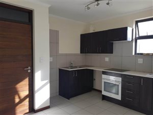 2 Bed Apartment in Jackal Creek Golf Estate
